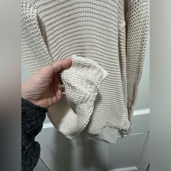 Free People Moonshine Cold Shoulder Long Sleeve Blouse In Light Oatmeal Size XS - Picture 4 of 5